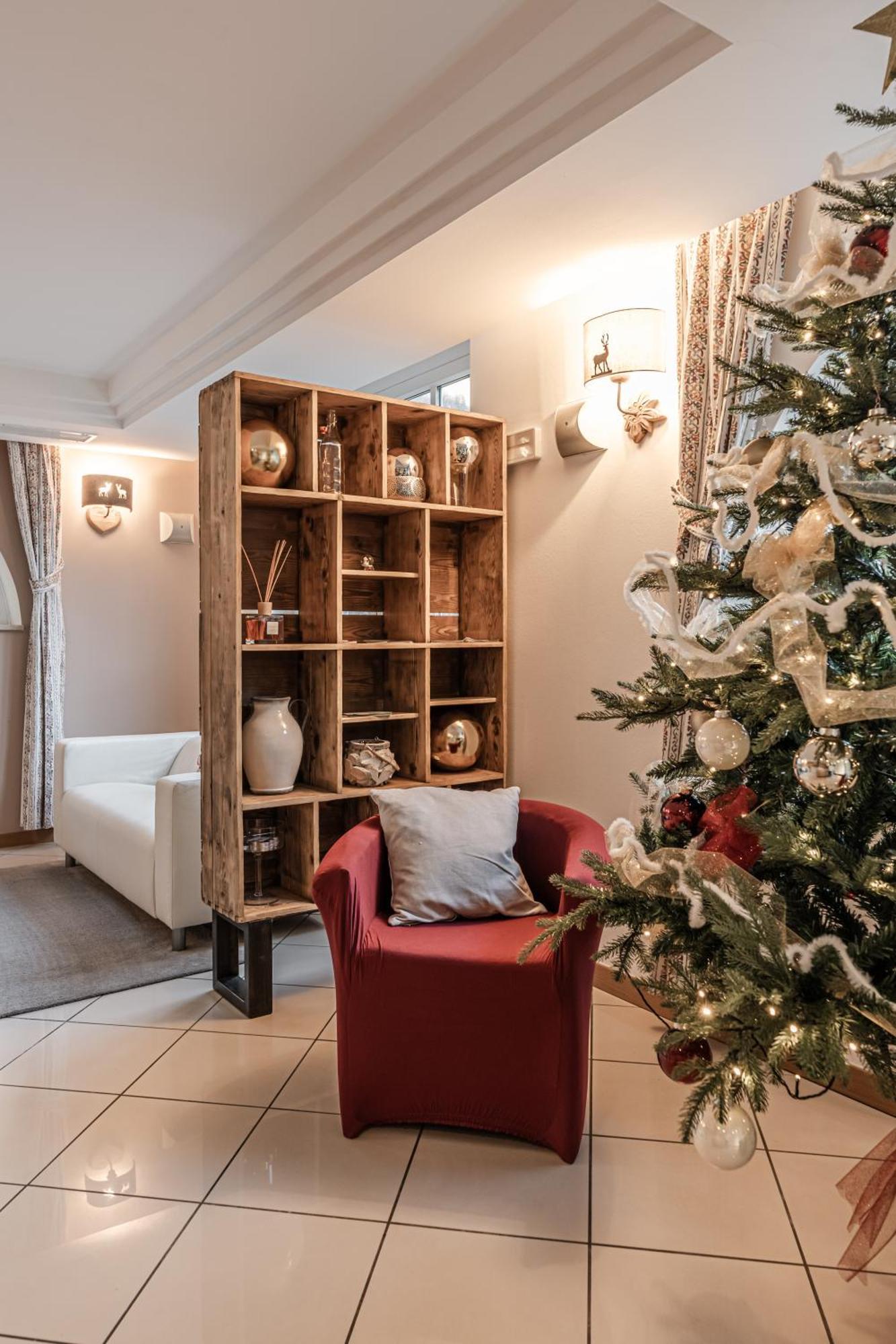 Hotel Garni Meledrio Димаро Екстериор снимка