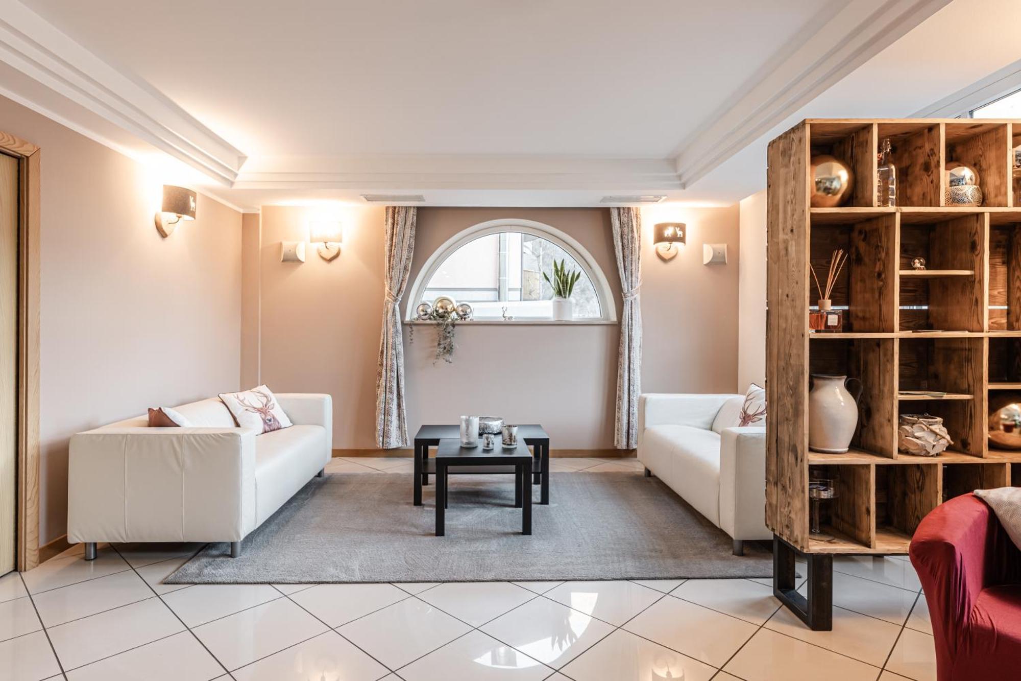 Hotel Garni Meledrio Димаро Екстериор снимка