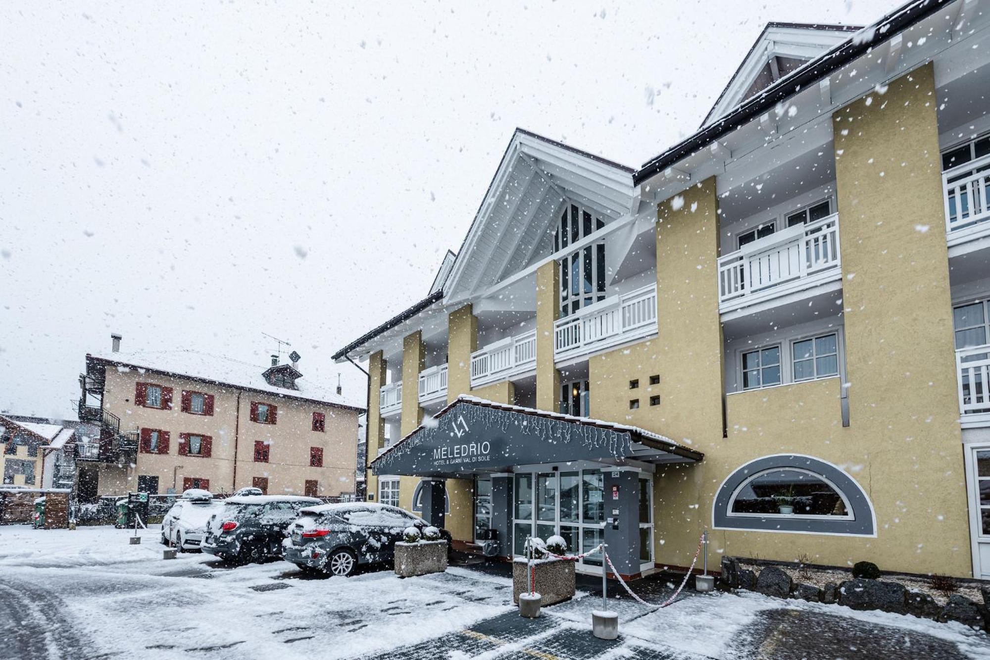 Hotel Garni Meledrio Димаро Екстериор снимка