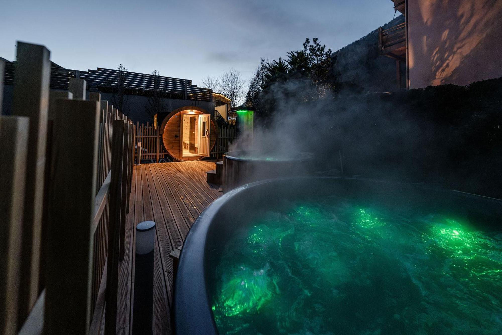 Hotel Garni Meledrio Димаро Екстериор снимка